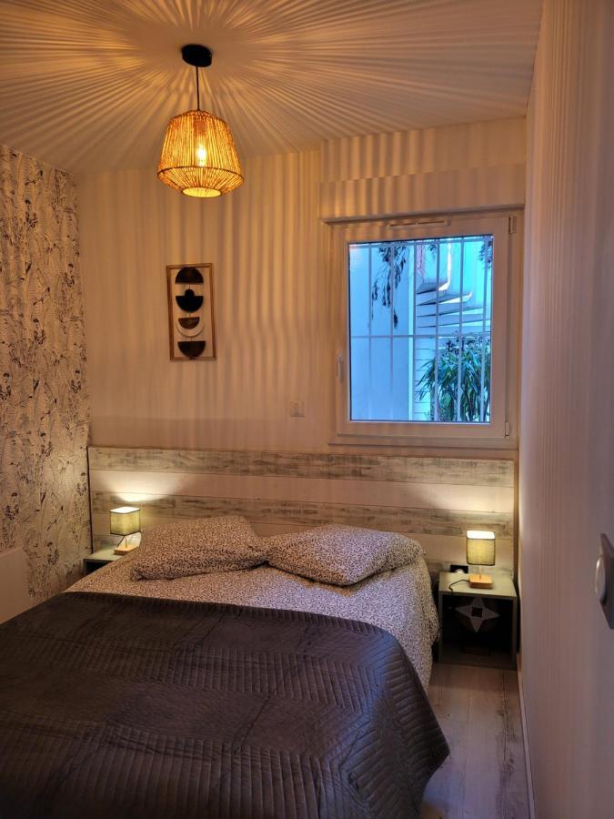 Tahiti Beach, T2 A La Mer, Piscine, Terrasse Et Parking 弗龙蒂尼昂 外观 照片