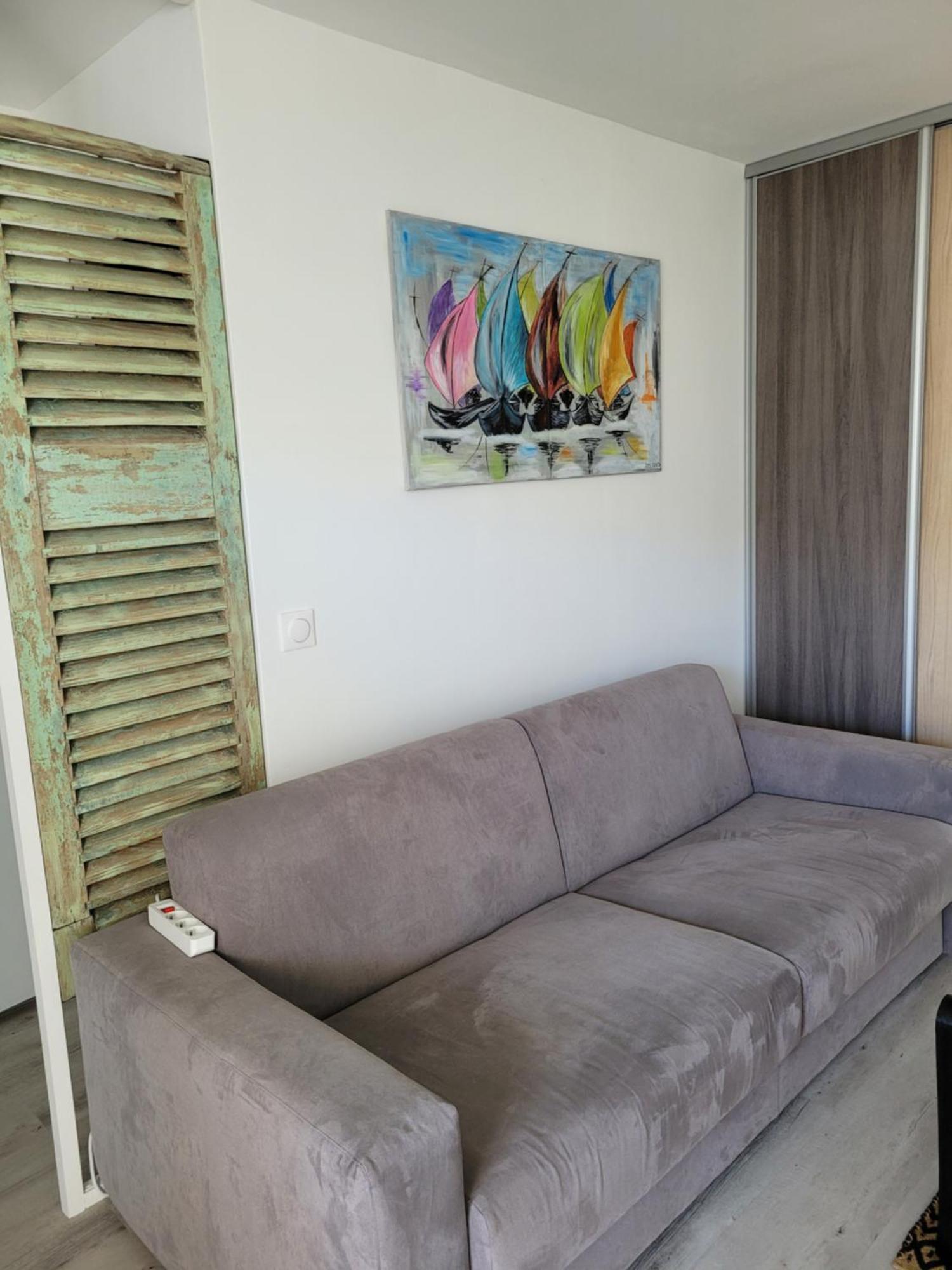 Tahiti Beach, T2 A La Mer, Piscine, Terrasse Et Parking 弗龙蒂尼昂 外观 照片